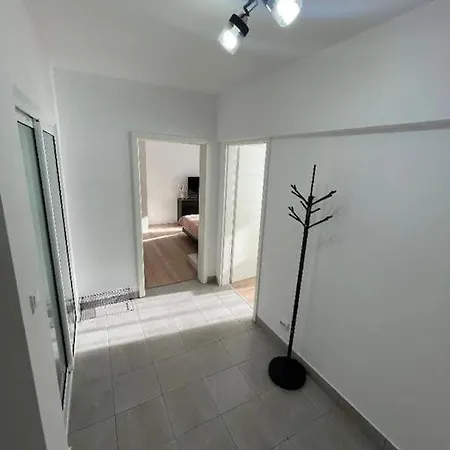 Urban 2bedroom Ultra-central Free Parking Apartment *